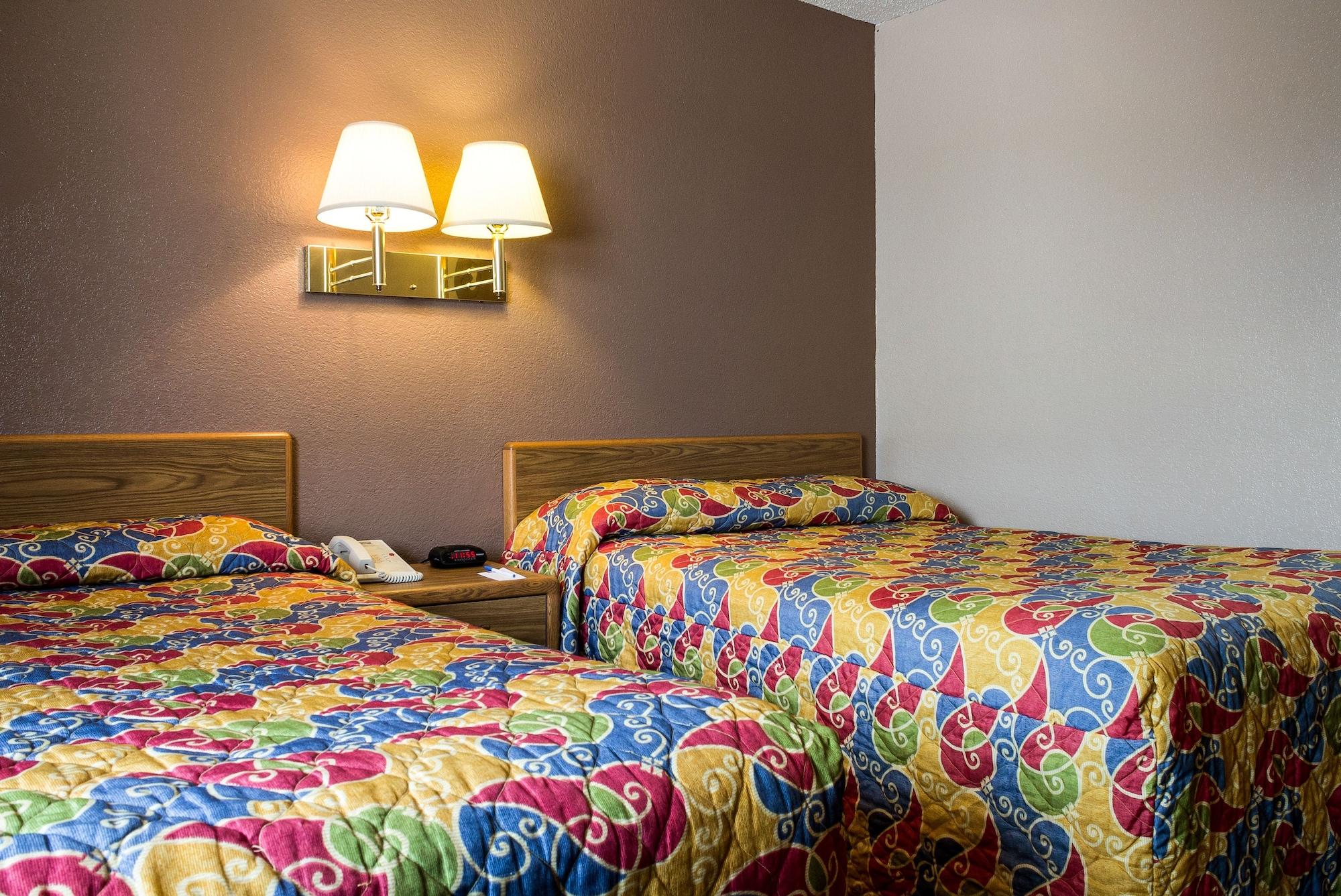 Rodeway Inn Fargo Esterno foto