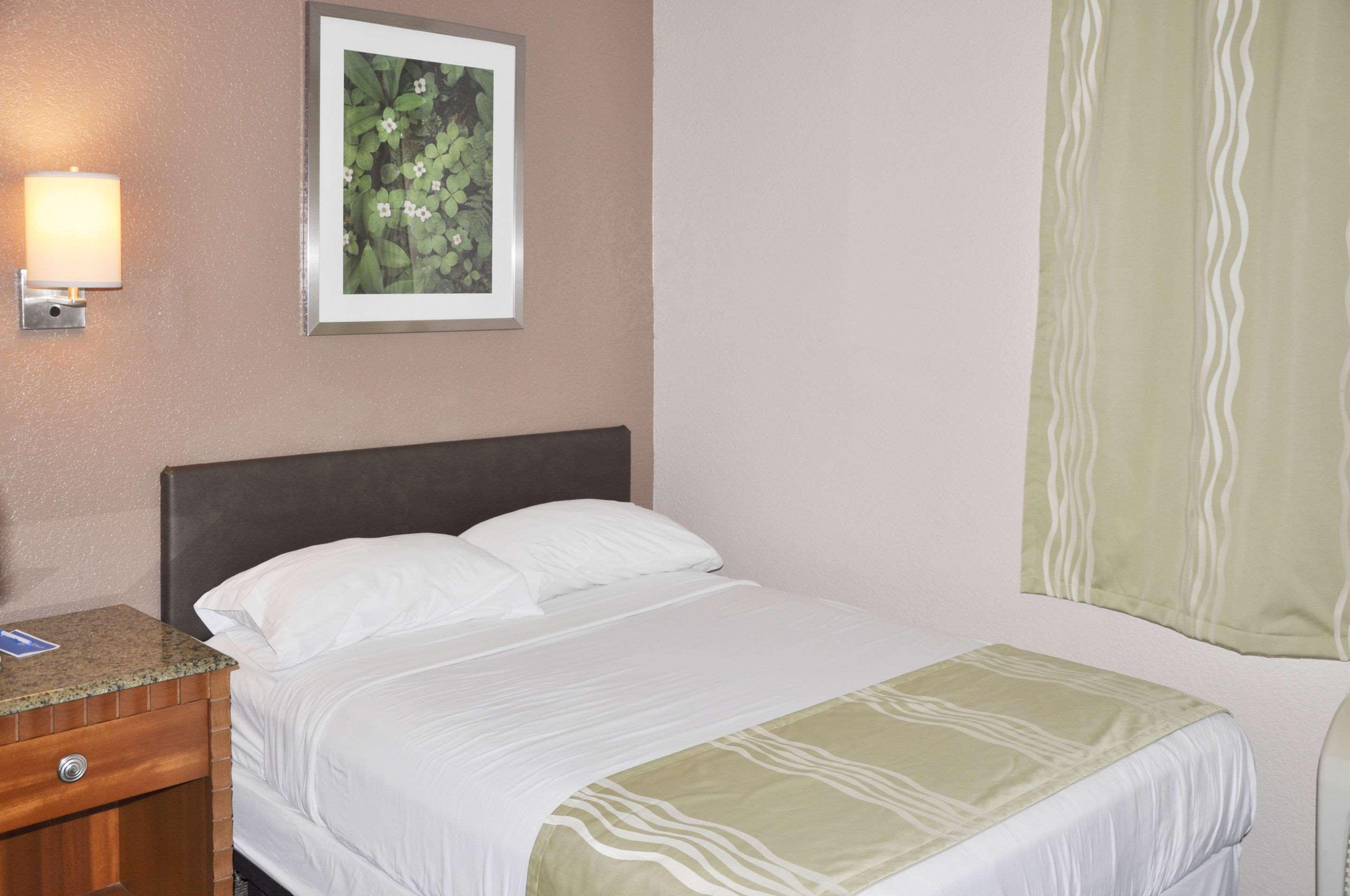 Rodeway Inn Fargo Esterno foto
