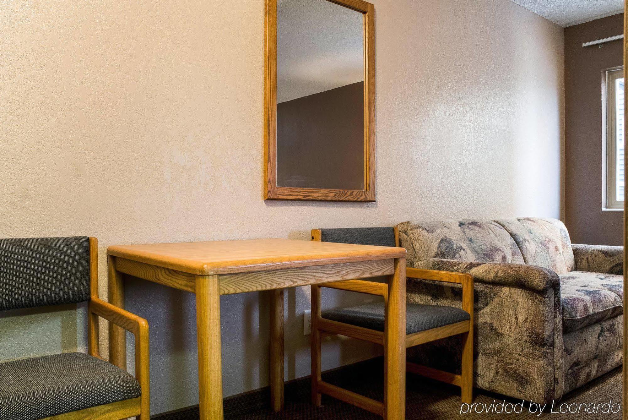 Rodeway Inn Fargo Esterno foto